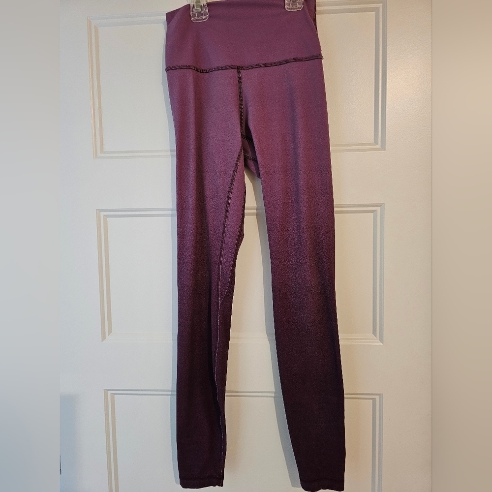 Lululemon Women's Purple Leggings sz 4